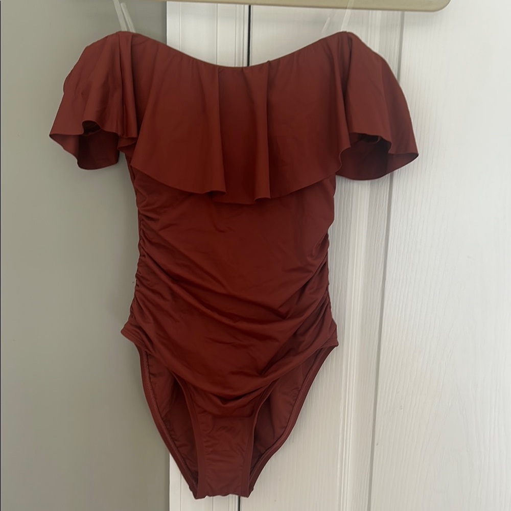 NWT La Blanca Off-Shoulder Swimsuit in Rust Size 4